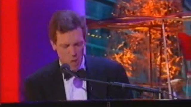Christmas Night With The Stars clip смотреть онлайн