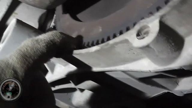 Долго не гаснет контрольная лампа давления масла при запуске двигателя. KALINA CROSS смотреть онлайн