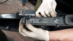 How to change brake light bulb - FORD FIESTA mk 6