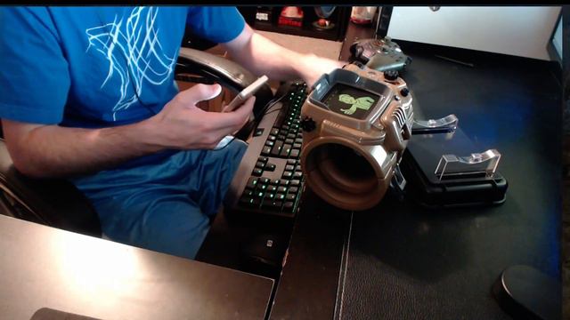Fallout 4 pipboy unboxing w/guide and some gameplay! смотреть онлайн