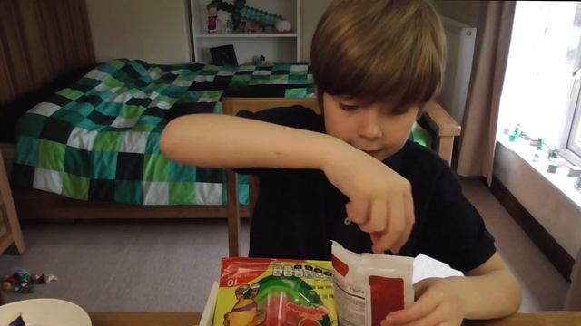 UNBOXING Munchpak - NOM NOM!! смотреть онлайн