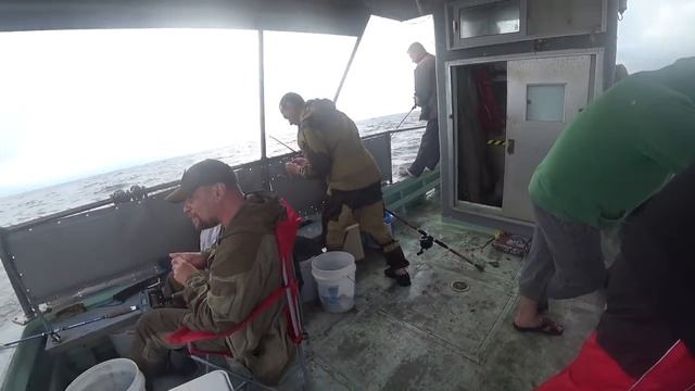 Рыбалка на камбалу за буй Поворотный 58 метров Уссурийский залив смотреть онлайн