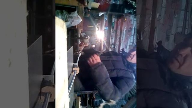 Струбцина - тиски из дерева своими руками на скорую руку смотреть онлайн