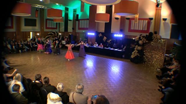 CLASSIC NOVICE JADE F & PEARL M 2 RISE & FALL смотреть онлайн