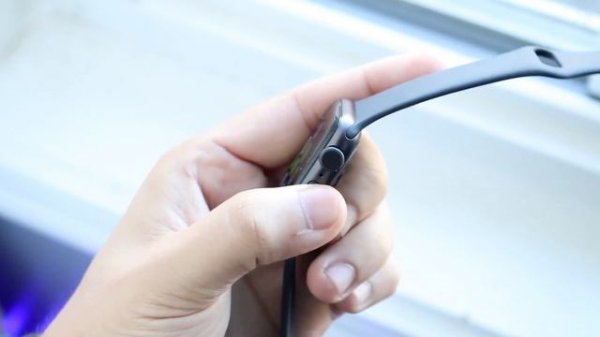 Apple Watch SE In 2024! (Still Worth Buying?) (Review)