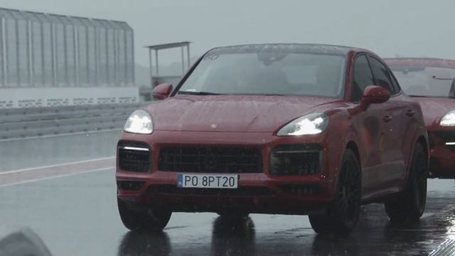 Porsche GTS Models Test Drive Event - Panamera, Macan, Cayenne, 718 смотреть онлайн