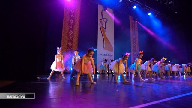 Ансамбль Ани.танец Тикникнер (Tiknikner) смотреть онлайн