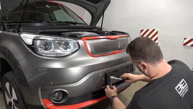 Montering av Strands Siberia SR Ledbar 22 på KIA Soul EV 2016 27 kWh смотреть онлайн