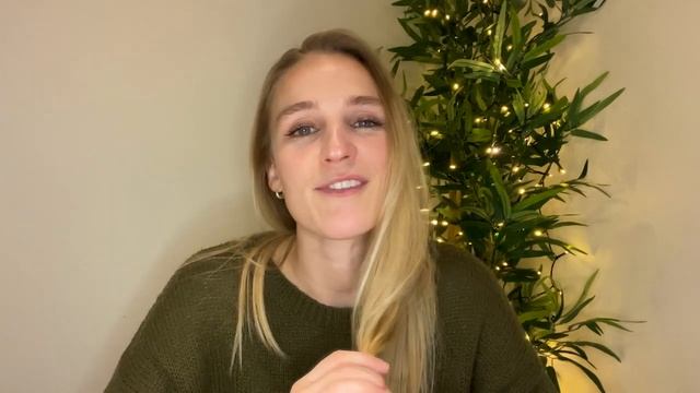 Пес долго бежал за машиной хозяина, умоляя его не бросать! До слез!