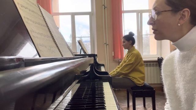 Урок 11. Работа над фортепианной техникой на примере этюдов Черни «НМК им. Д. Д. Шостаковича» смотреть онлайн