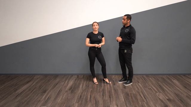 5 Things NOT To Do When Dancing Bachata - Beginner Bachata Tips смотреть онлайн