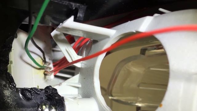 Defeito lanterna de LED traseira esquerda Punto 2013 смотреть онлайн