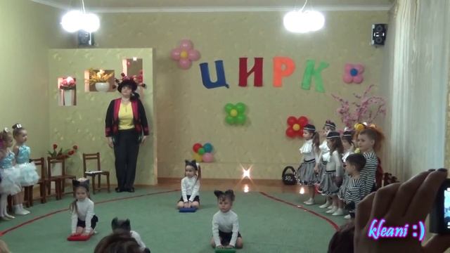 Детский садик №8 группа "Пчелка" г. Славянск. Украина. Утренник к 8 марта смотреть онлайн