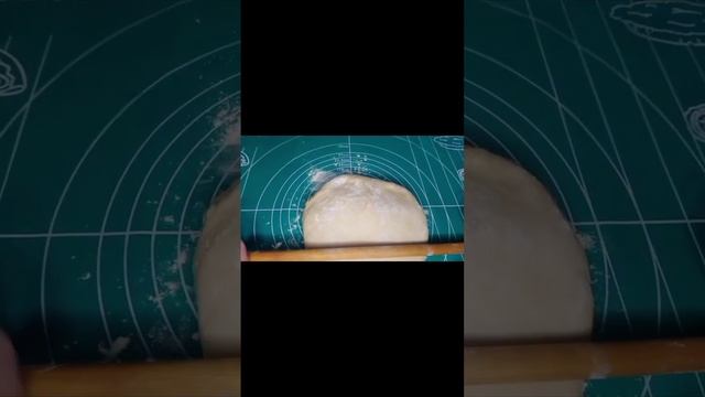 Мини коржики на кефире. Универсальное тесто#сдоба #коржики #вкусноибыстро смотреть онлайн