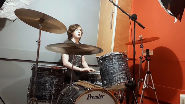 Funky Jam with the Bass and Drums смотреть онлайн
