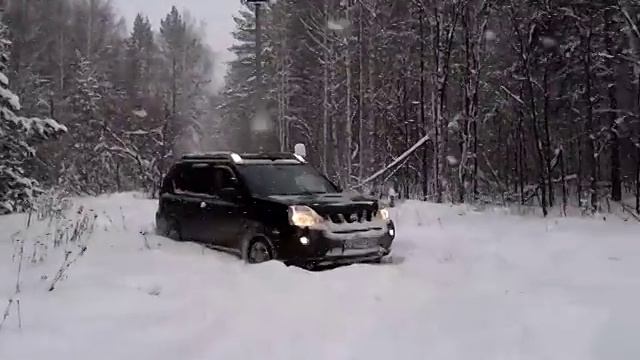 Nissan X-Trail T31 Snow Fail смотреть онлайн