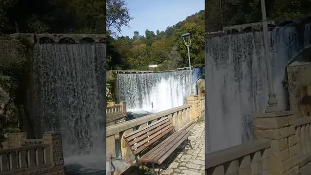 Нереальное видео..фигура внизу водопада.абхазия.святые места.2017 г.октябрь смотреть онлайн