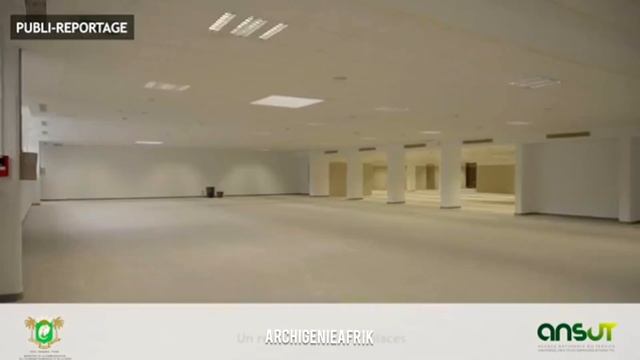 ?ABIDJAN: LA TOUR POSTEL, Architecture