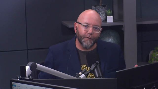 Roland Henwood - politieke oorsig - 06 Oktober 2020 смотреть онлайн