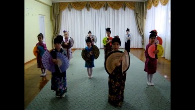 Танец с веерами смотреть онлайн