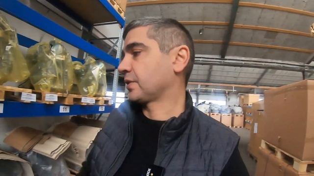 Самый большой склад оригинальных запчастей в Гемании. Поддоны для Mercedes BENZ Sprinter W901-905 смотреть онлайн