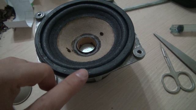 Ремонт акустики Амфитон 25АС-027. Замена подвесов на динамиках 75ГДН. смотреть онлайн