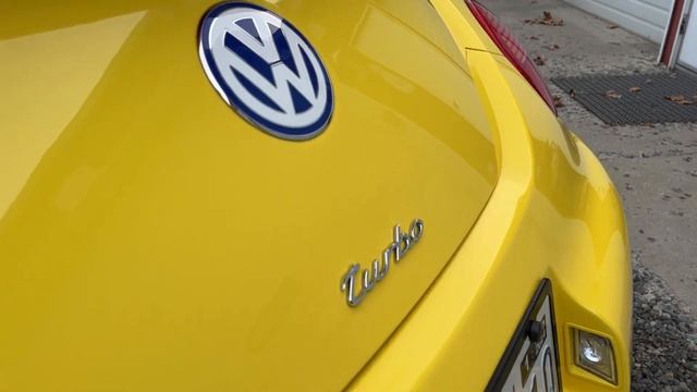 2002 Vw Beetle Color Concept (Double Yellow) Exterior Walk around смотреть онлайн