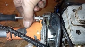 Ремонт триммера , замена катушки зажигания , регулировка зазора зажигания.