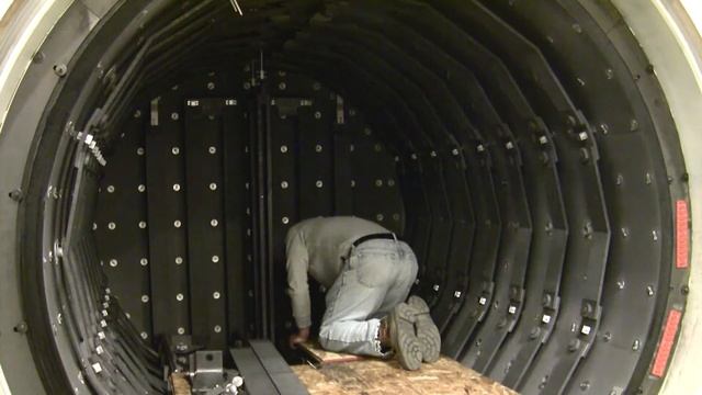 TITAN® H8 Vacuum Furnace: Center Element Removal смотреть онлайн