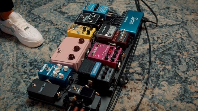 Her First Pro Pedalboard смотреть онлайн