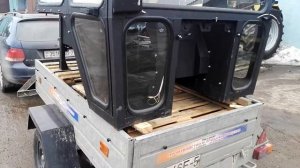 Купили новую маленькую кабину, будем ставить на трактор МТЗ 82