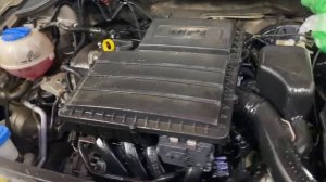 Volkswagen Polo. Мойка двигателя. Поэтапное описание. Премиум Мойка