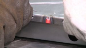 Установка декоративной накладки на металлическую дверь