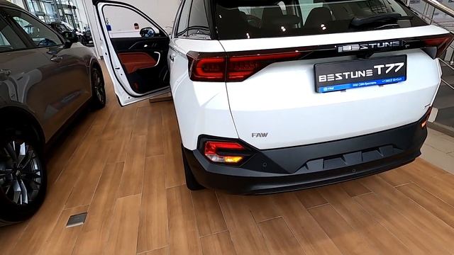 псевдоЛАДА. Машины НЕ ДЛЯ ПРОСТЫХ ЛЮДЕЙ! Покупателей - ТЬМА! смотреть онлайн