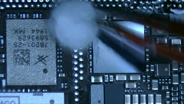 iPhone 11 Sin Servicio смотреть онлайн