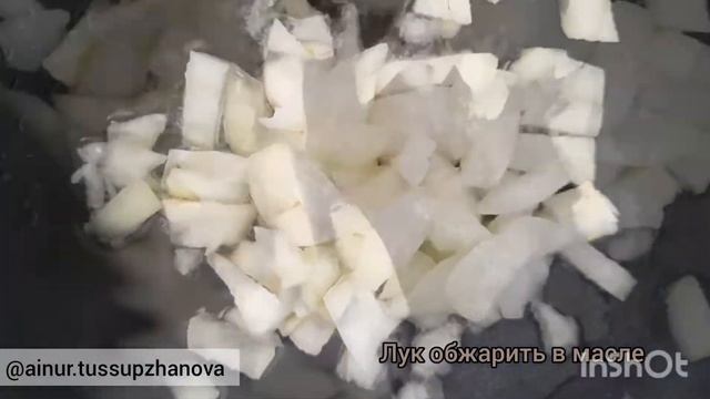 Сытный пирог с картошкой и сосиской. #пирог #сытный #выпечка #вкусноипросто смотреть онлайн