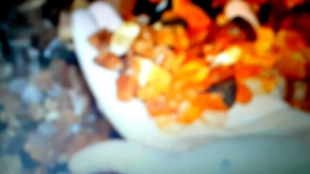 янтарное побережье  -   янтарь на пляже