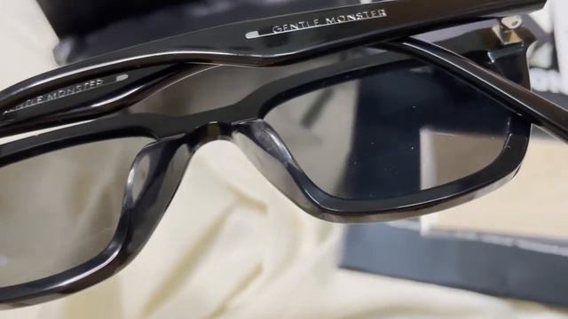 GENTLE MONSTER AGAIL 01 DETAILED VIDEO + TRY ON | NEW PACKAGING 2021 | KOREAN SUNGLASSES смотреть онлайн