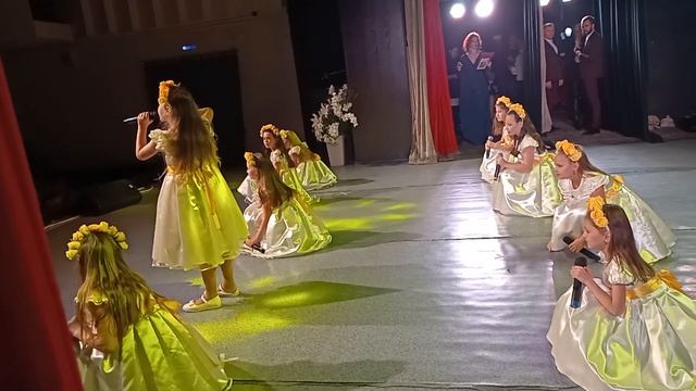 Поющие Волшебники, г. Омск Светит солнышко. смотреть онлайн