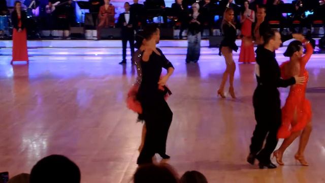 Belikova Elena - Prestigecup 2018 cha-cha-cha 1/2 pro-am смотреть онлайн