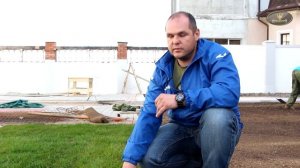 Укладка рулонного газона
