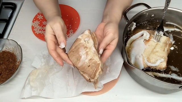 Простота в приготовлении меня подкупила,,, Грудинка по-московски, первая из закусок на Новый год ? смотреть онлайн