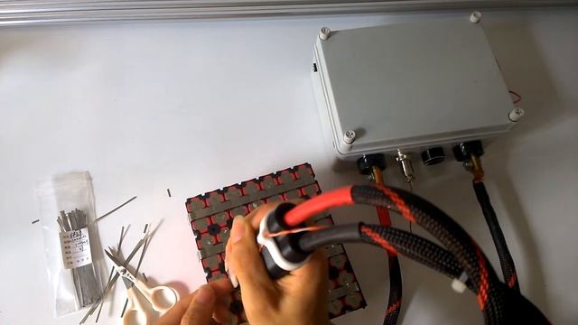 DIY 16.8V 18650 Lithium-Ion Battery Pack смотреть онлайн