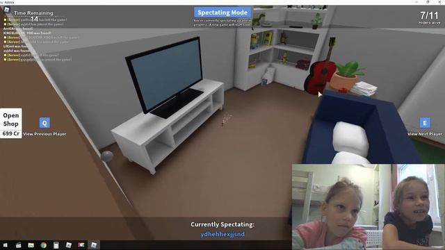 ЭКСТРИМАЛЬНЫЕ прятки в РОБЛОКС/ Emili Mi hide and seek in ROBLOX смотреть онлайн
