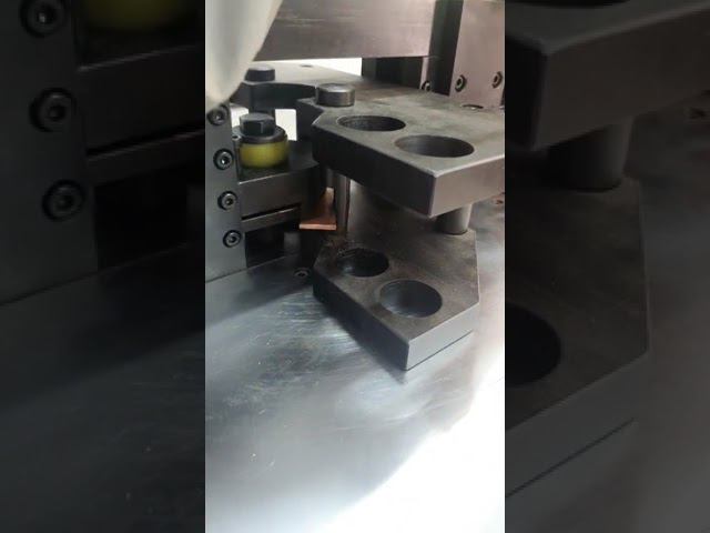 Изгиб медной шины 4х40 по горизонтали смотреть онлайн