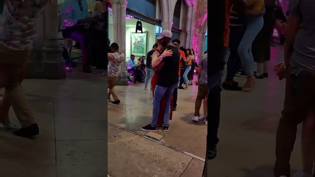 Urban Kiz - Kompa Vibes. Just Watch! #kizomba смотреть онлайн