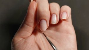 Покрытие гель лаком для новичков ПОШАГОВО | Как выравнивать и покрывать под кутикулу?