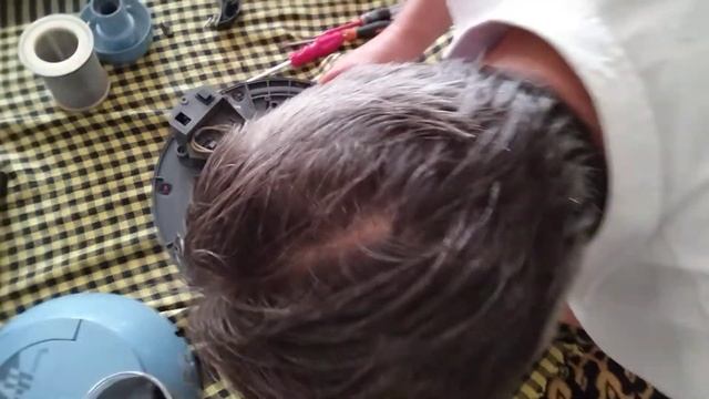 ELEKTRİKLİ SÜPÜRGE SÖKÜMÜ VE TAMİRİ смотреть онлайн