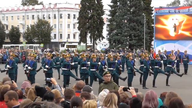 Рота специального караула Президентского полка Строевые приемы смотреть онлайн