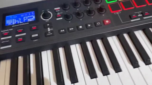 Novation Impulse MIDI Controller | RDX Music Store 9074419099 смотреть онлайн